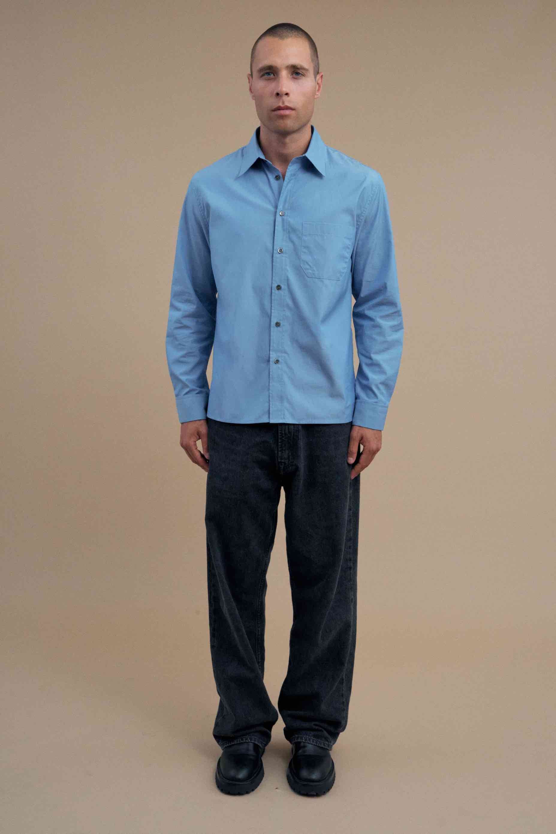 MARTIN BUTTON DOWN